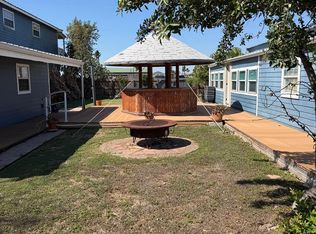 709 Baffin Dr, Port Mansfield, TX 78598