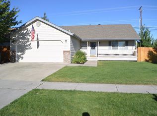 2737 NE Pikes Peak Rd, Bend, OR 97701