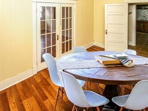5th image of 215 Avocado Ave