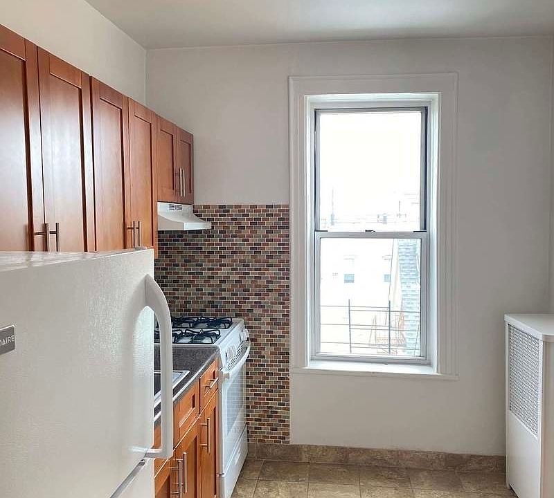 1st image of 25-68 37th St #1R