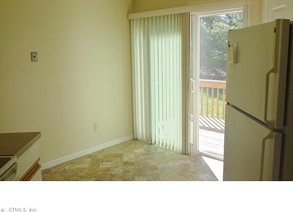 5th image of 602 Briarwood Ct