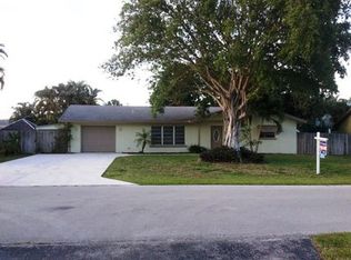 2151 Park Pl, Boca Raton, FL 33486