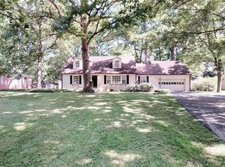 1202 Oakwood Trl, Indianapolis, IN