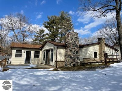 10793 Round Lake Dr, Mecosta, MI, 49332