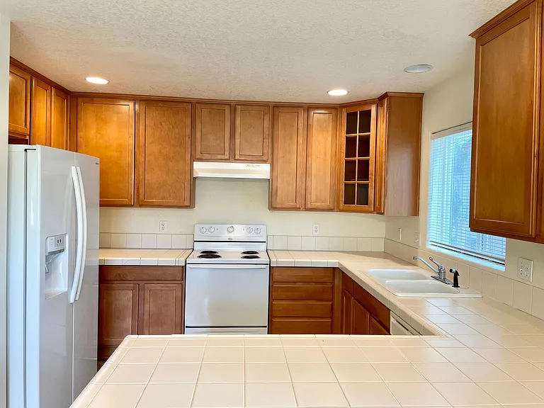 4047 Thoroughbred Ave SE — Photo 2