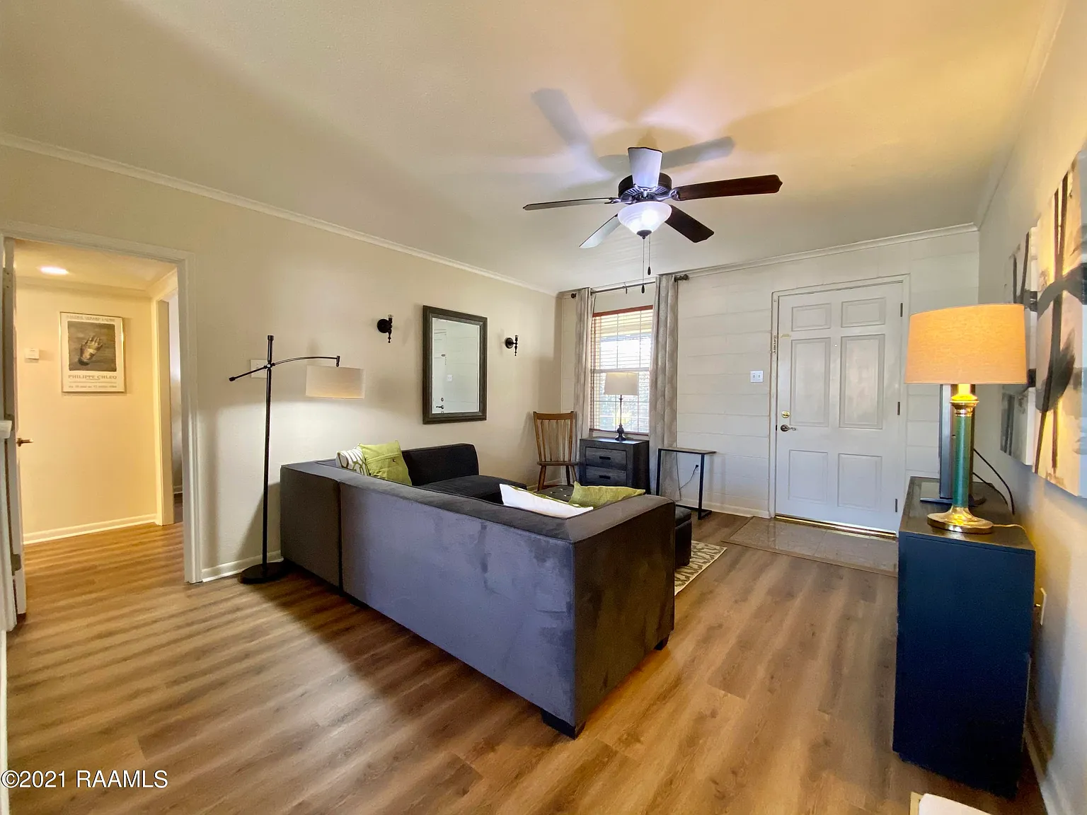 1 bed, 581 sqft, $1,200 — Photo 3