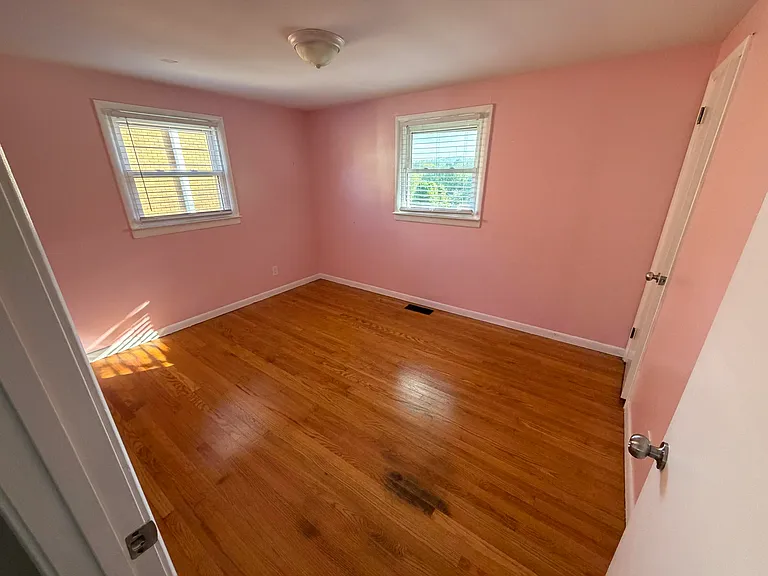 207 Beecher St #1 — Photo 6