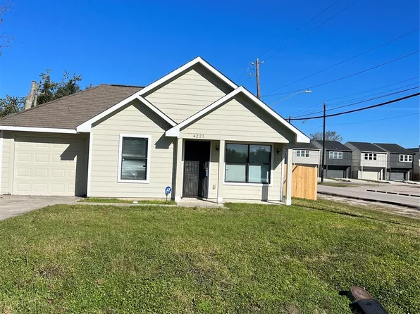 4221 Clover St, Houston, TX 77051