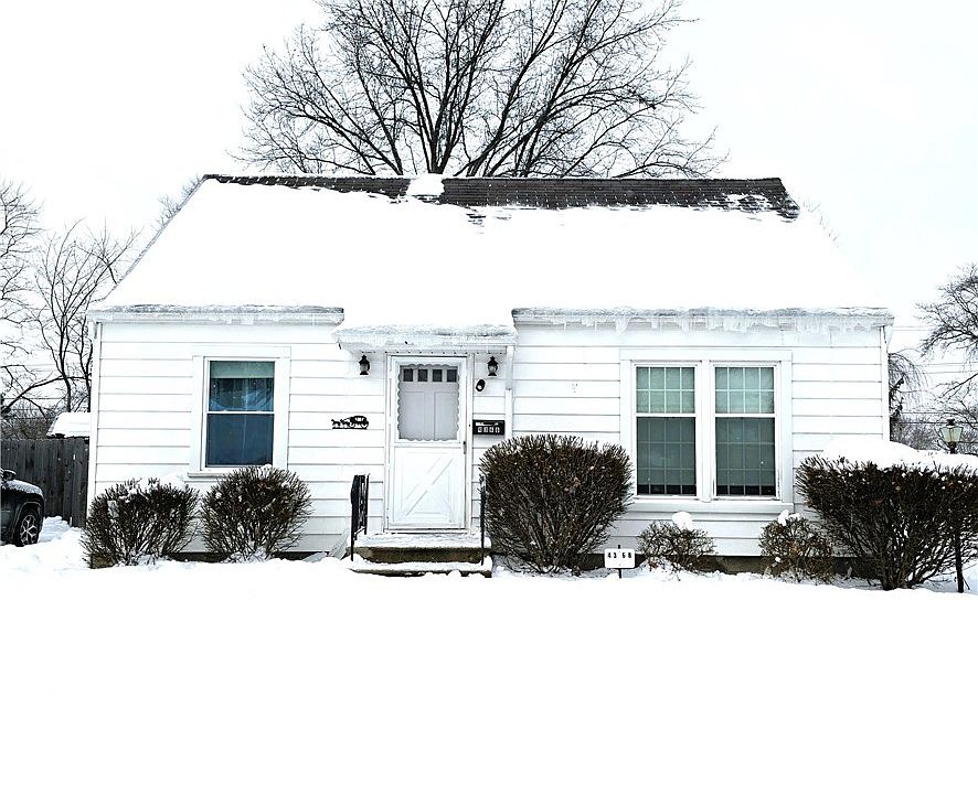 1st image of 4368 W 191st St