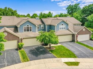 1152 Coldspring Rd, Elgin, IL 60120