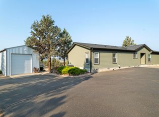 14040 SW Cinder Cone Loop, Terrebonne, OR 97760