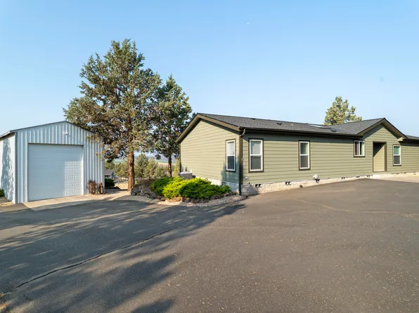 14040 SW Cinder Cone Loop, Terrebonne, OR 97760