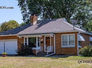 3520 19th Ave, Moline, IL 61265