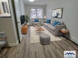 14454 25th Rd APT 1, Flushing, NY 11354