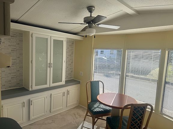 4th image of 847 Oakwood Dr