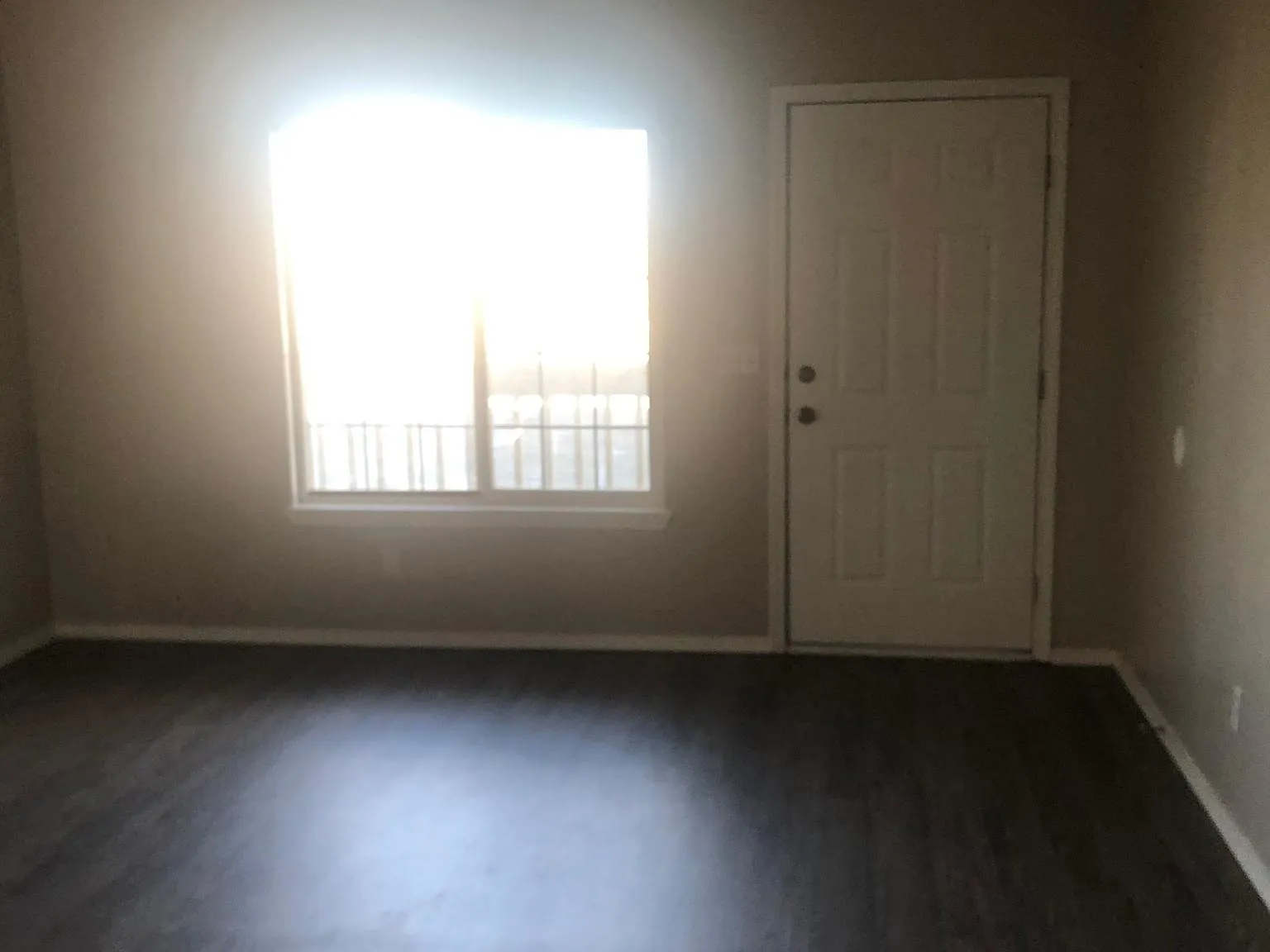 2 bed, 940 sqft, $1,425 — Photo 2