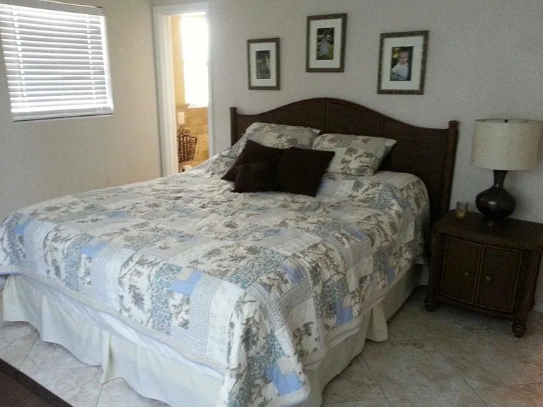 12 Silk Oaks Dr — Photo 8