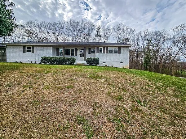2851 Highway 382 W