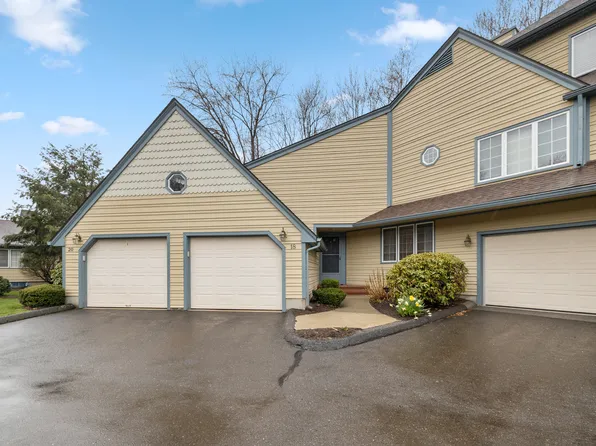 18 L Hermitage Drive #18, Shelton, CT 06484