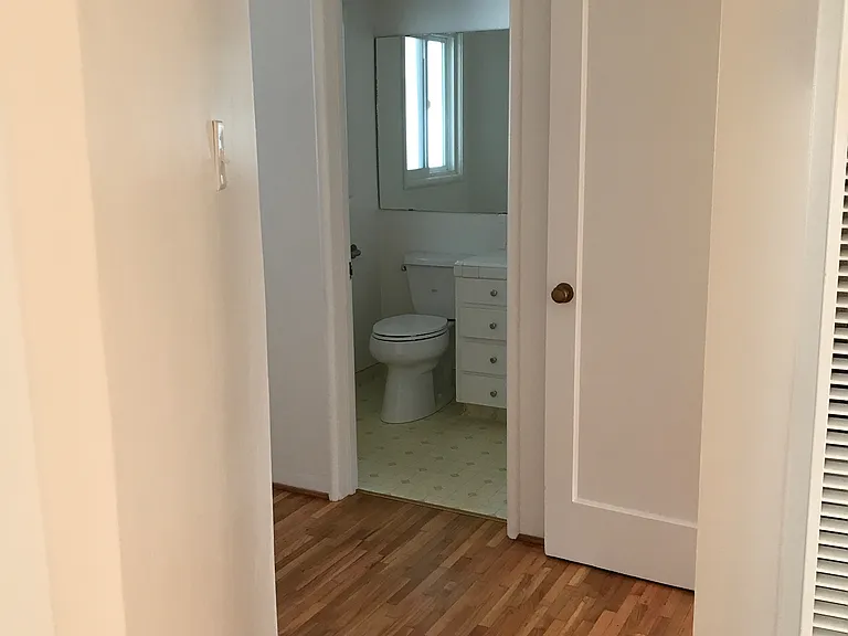 828 Sinex Ave #1 — Photo 5