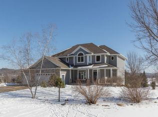 1582 Westhill Dr SW, Rochester, MN 55902