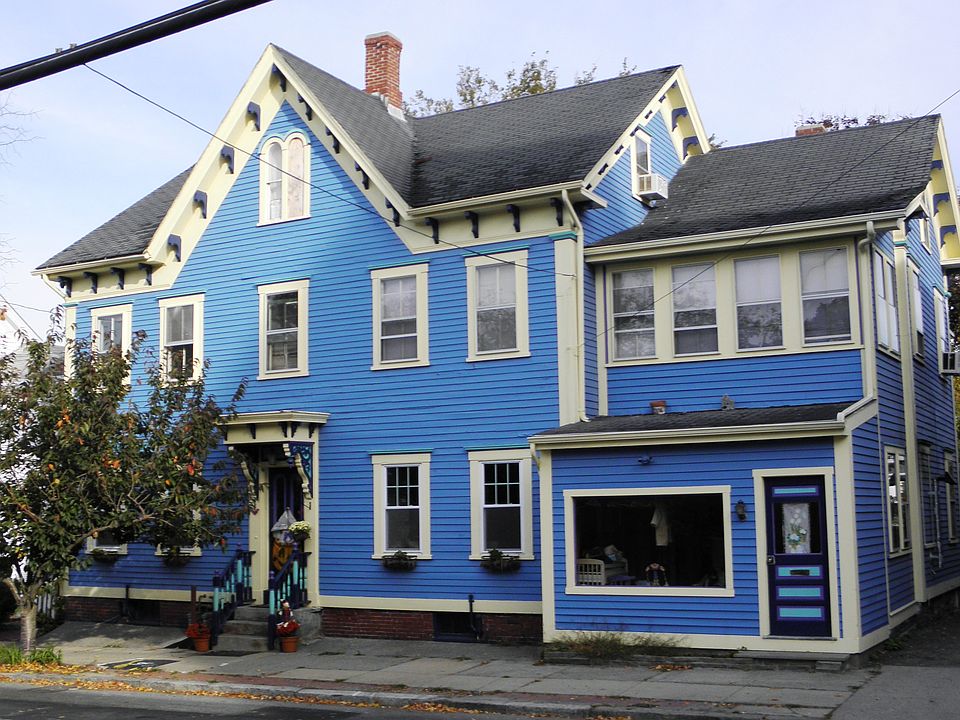 Entire 1st fl. including street facing office/shop area.