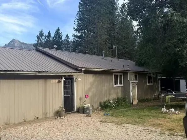 15440 Old Wagon Rd, Crescent Mills, CA 95934