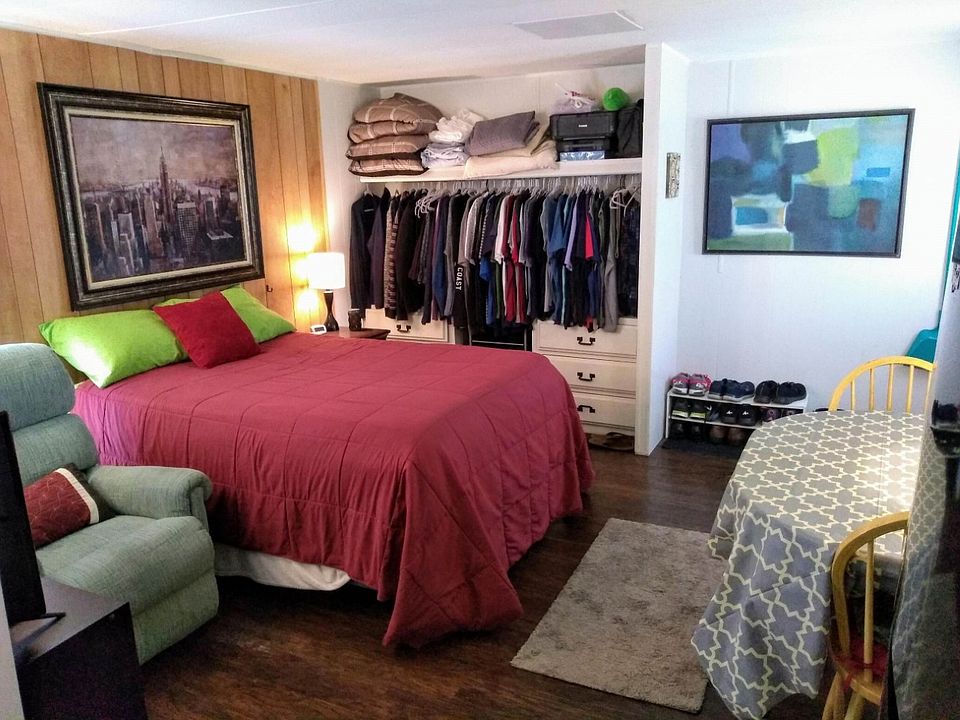 2nd image of 441 Wilton Gansevoort Rd APT 3