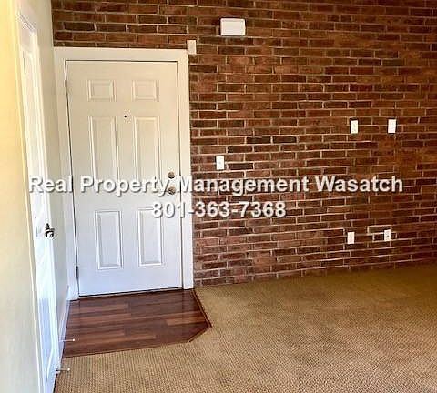3rd image of 170 E Belmont Ave APT 24
