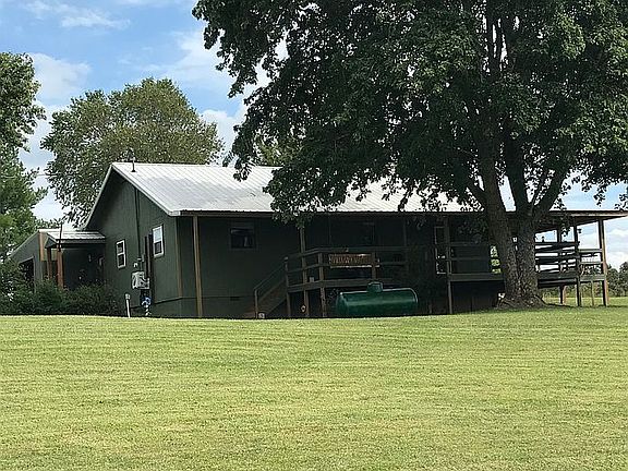 4th image of 28353 Farm Road 1210