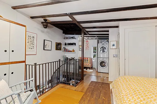 Sold by Corcoran | media 6