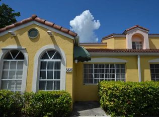 6828 NW 166th Ter #702, Miami Lakes, FL 33014