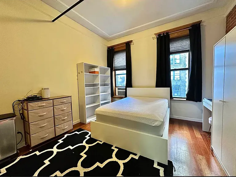69 W 71st St #3L — Photo 2