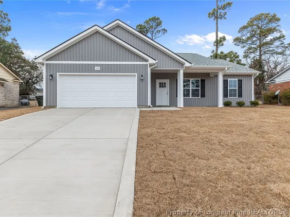 525 Deerpath Dr, Fayetteville, NC 28311