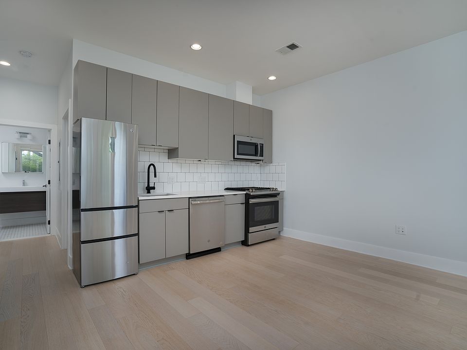 Kitchen-Dining area