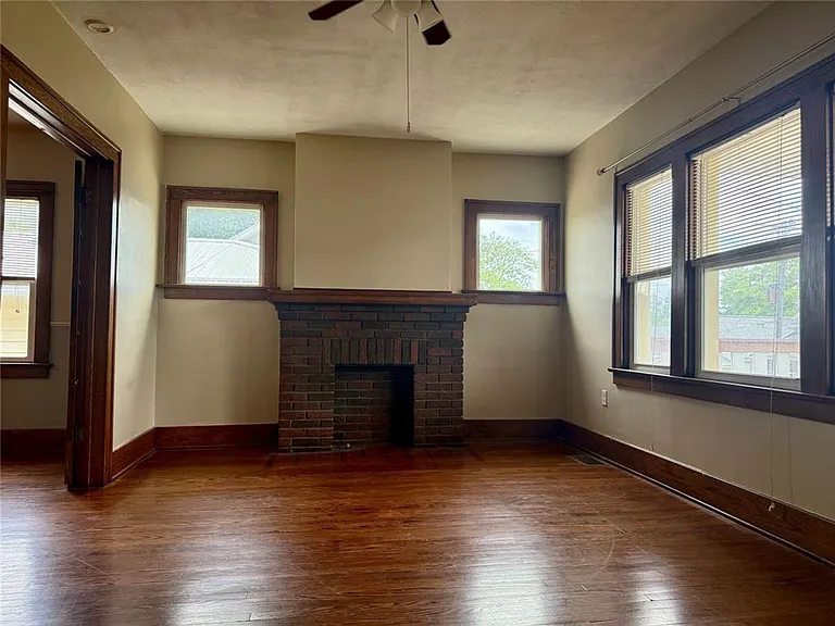 1328-30 Patterson Ave — Photo 5