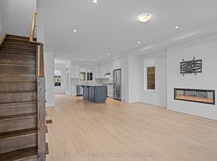 3104 William Cutmore Blvd, Oakville, ON L6H 3S3