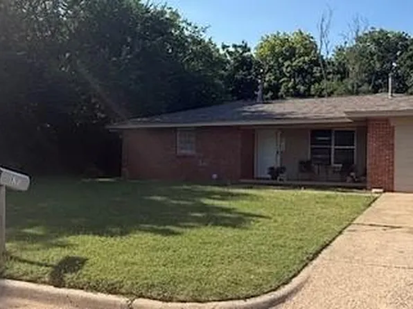 9205 NE 45th St, Spencer, OK 73084