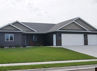 1907 Turner Rd, New Ulm, MN 56073