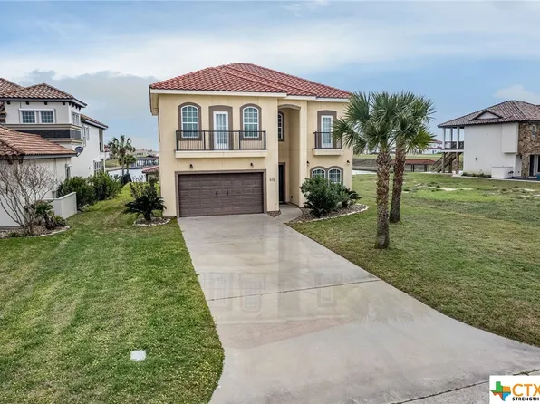 573 W Lago Loop Rd, Port O Connor, TX 77982