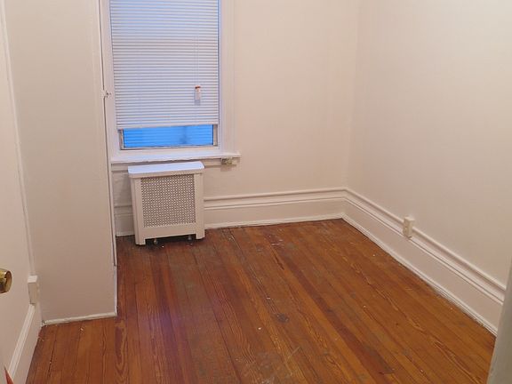 5th image of 3717 28th Ave APT 3