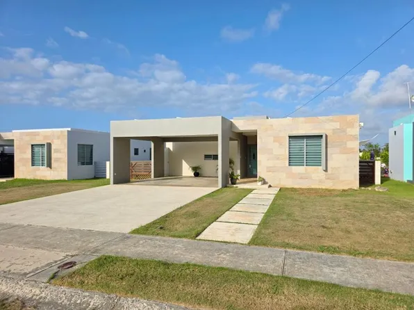 Urb Quintas De San Jose, Aguadilla, PR 00603