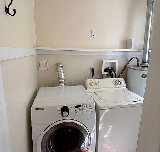 103 Ruxton Ave #C — Photo 25