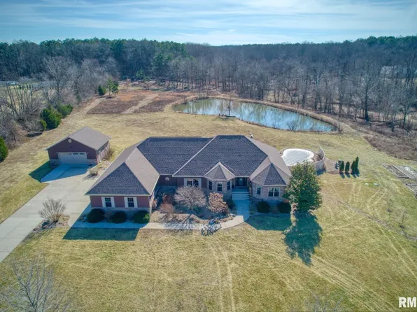 1473 Hickory Trl, Carbondale, IL 62902