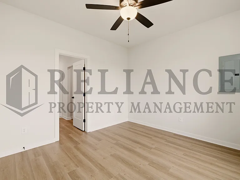 202 N Gowen St — Photo 34