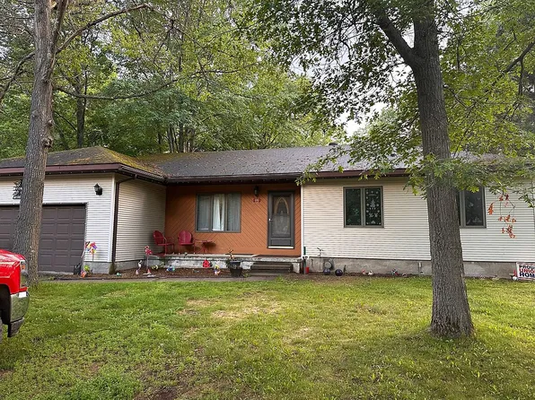 5751 Pine 25 St, Gladstone, MI 49837