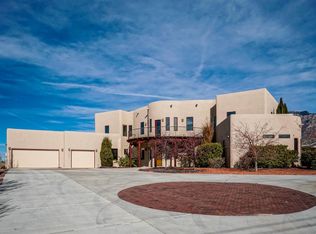 10801 Del Rey Ave NE, Albuquerque, NM 87122