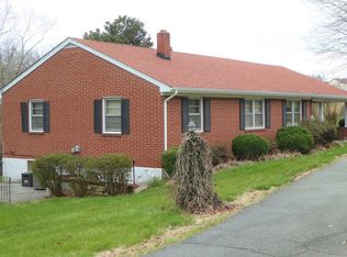 70 Avon St, Rocky Mount, VA 24151