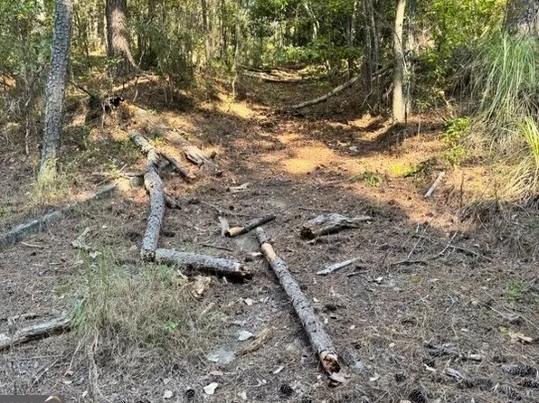 1949 Deerwood Pl, Macon, GA 31211