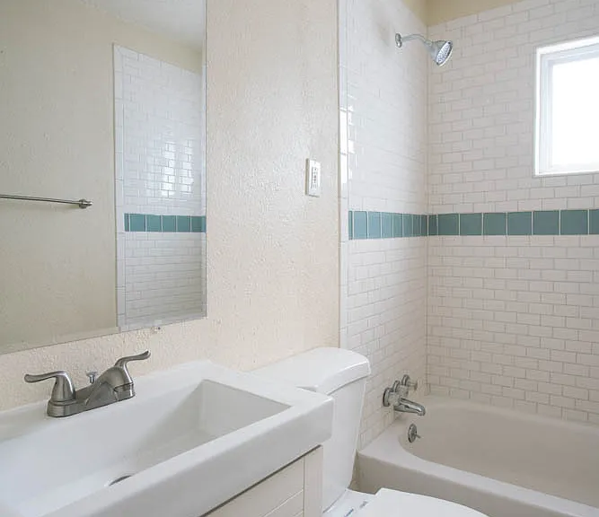 1846 Henry Cir SW — Photo 13